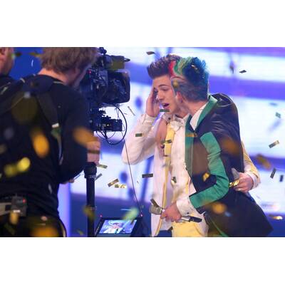 Luca bei der Verkündung des Siegers