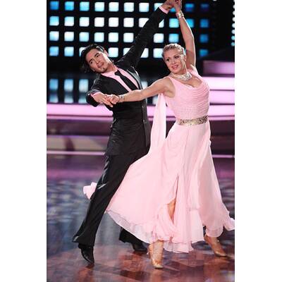 Rebecca, Stefanie & Magdalena dürfen weitertanzen - Aus für Joana. 