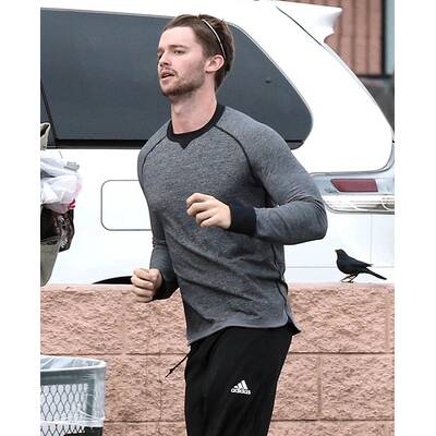 Patrick Schwarzenegger fleißig beim Joggen