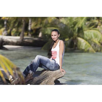 Adam sucht Eva: Julia und Karina werben um Raphaels Gunst