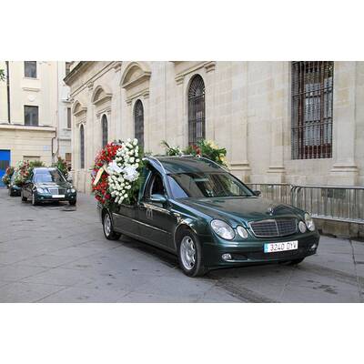 Herzogin von Alba (1926 - 2014): Familie nimmt Abschied