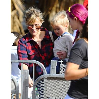 Reese Witherspoon: Am Farmers Market mit Familie