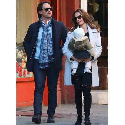 Tamara Ecclestone: Spaziergang mit Mann & Baby