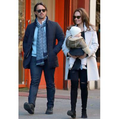 Tamara Ecclestone: Spaziergang mit Mann & Baby