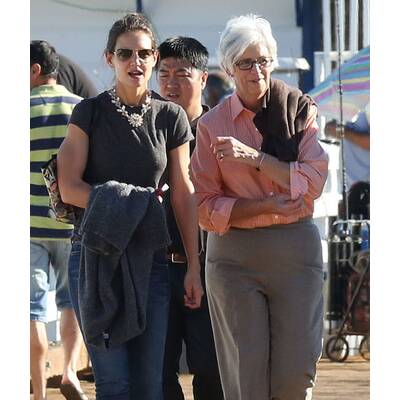Katie Holmes verbringt Zeit mit Mama & Papa
