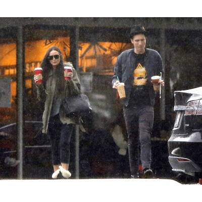 Demi Moore & Toyboy Sean Friday beim Kaffee-Date