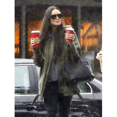 Demi Moore & Toyboy Sean Friday beim Kaffee-Date