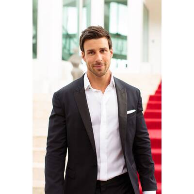 Leonard ist der Bachelor 2016