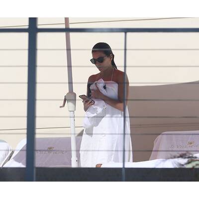 Eva Longoria relaxt mit Lover