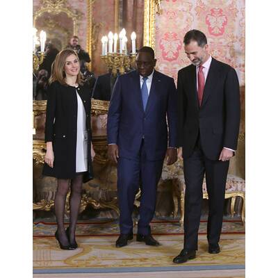 Königin Letizia: Sexy Beine im kurzen Kleidchen