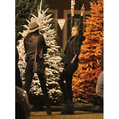 Kendall Jenner & Hailey Jenner beim Christbaum-Shopping