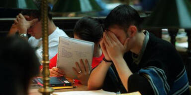 100806_studentlernt_apa