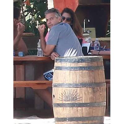 George Clooney & Amal relaxen in Cabo