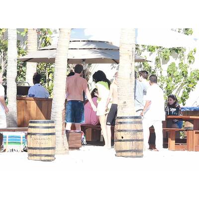 George Clooney & Amal relaxen in Cabo