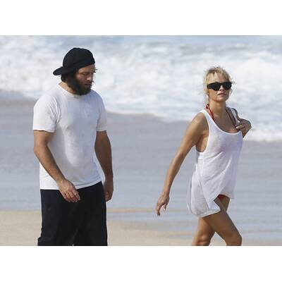Pamela Anderson: Romantischer Spaziergang mit Rick Salomon