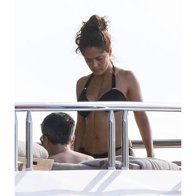 Salma Hayek: Superheiß im Yachturlaub