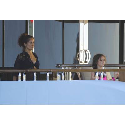 Salma Hayek: Superheiß im Yachturlaub