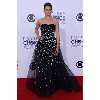 Kalye Cuoco & Kristen Bell