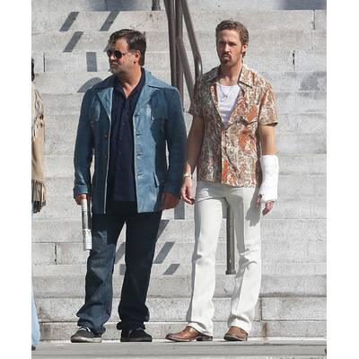 Gosling & Crowe am Set