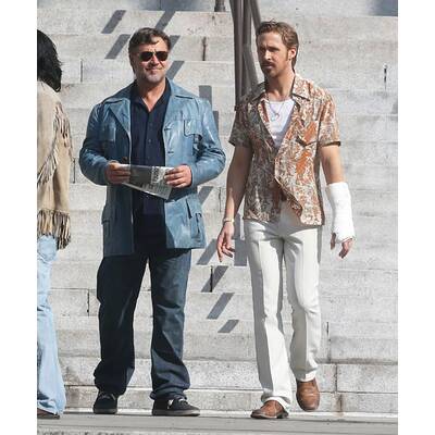 Gosling & Crowe am Set