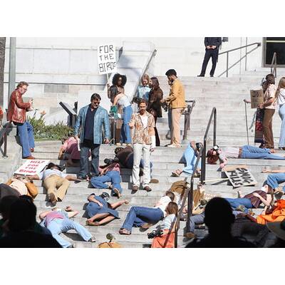 Gosling & Crowe am Set