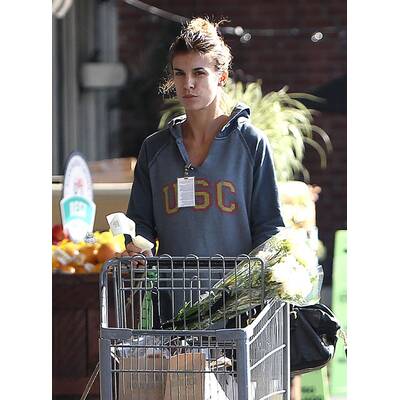 Elisabetta Canalis geht Einkaufen