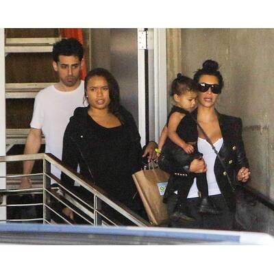 Kim Kardashian mit Tochter Nori unterwegs