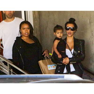 Kim Kardashian mit Tochter Nori unterwegs