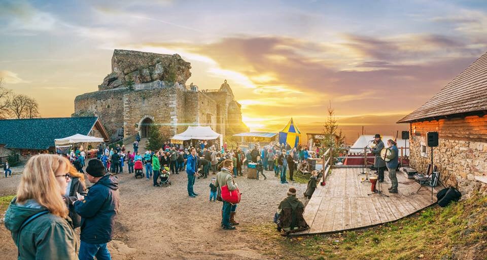 Die ersten Adventmärkte öffnen ihre Pforten