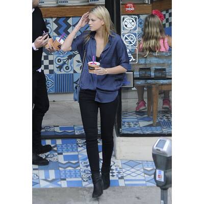 Nadine Leopold & Harry Styles holen Frozen Yoghurt