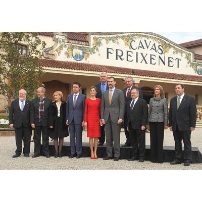 Letizia & Felipe in Sektkellerei