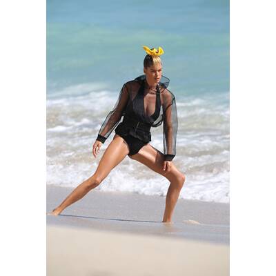 Doutzen Kroes: Shooting am Strand