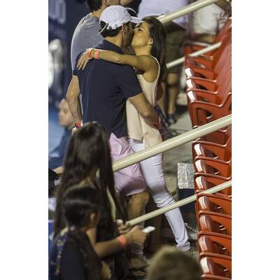 Eva Longoria knutscht mit Lover Jose