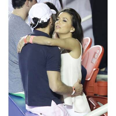 Eva Longoria knutscht mit Lover Jose