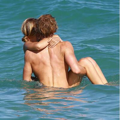 Gigi Hadid & Cody: Turtelshow