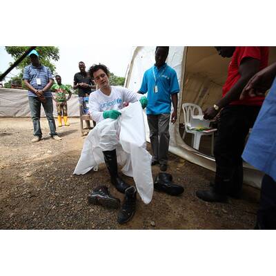 Orlando Bloom: Besuch im Ebola-Gebiet Liberia