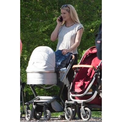 Michelle Hunziker: Süßer Spaziergang mit ihren Mädels