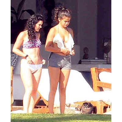 Selena Gomez im Bikini-Urlaub