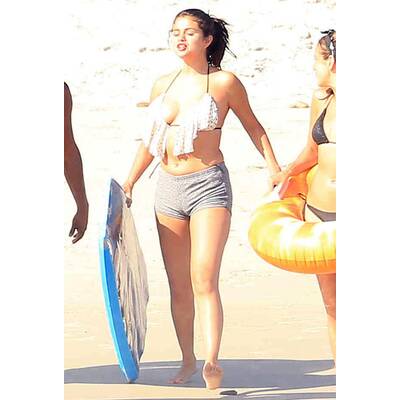 Selena Gomez im Bikini-Urlaub