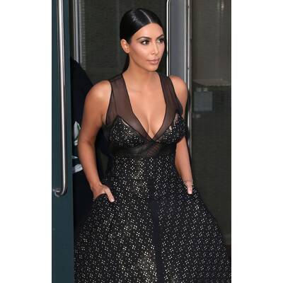 Kim Kardashian auf dem roten Teppich