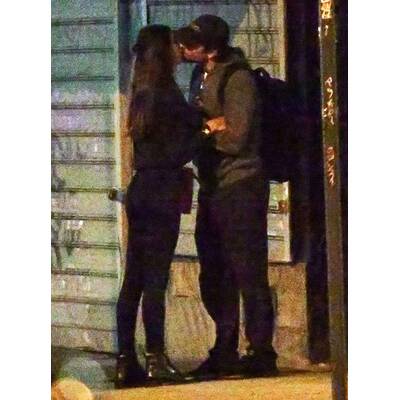 Bradley Cooper knutscht mit Irina Shayk