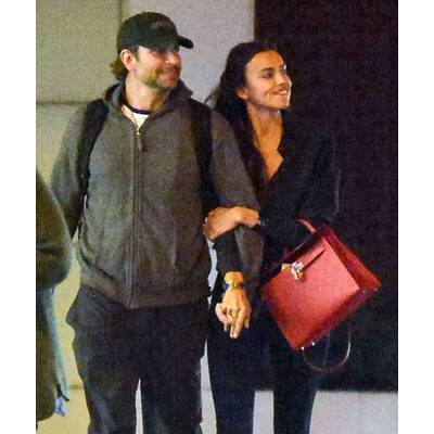 Bradley Cooper knutscht mit Irina Shayk