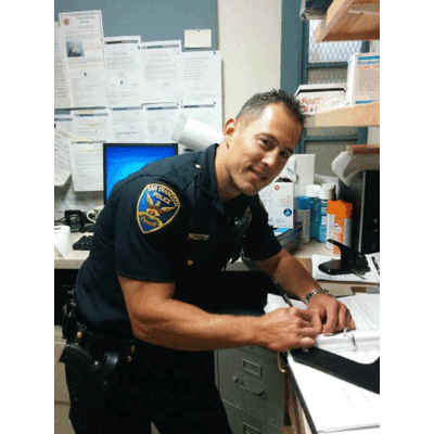 Das ist der heißeste Polizist der Welt! 