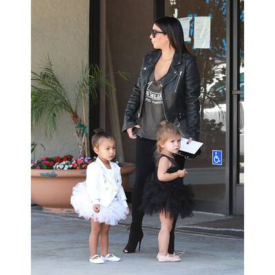 North West: Im Designer-Outfit zur Ballettstunde