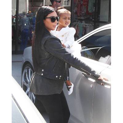 North West: Im Designer-Outfit zur Ballettstunde
