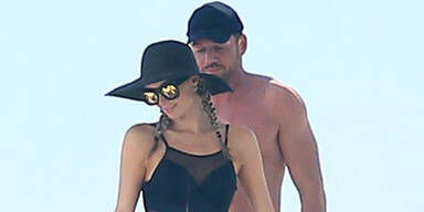 Paris Hilton, Hans Thomas Gross