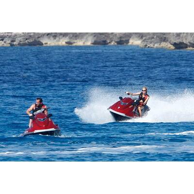 Paris Hilton: Liebesurlaub mit Lover