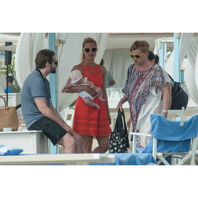 Michelle Hunziker: Strandtag mit ihren Liebsten