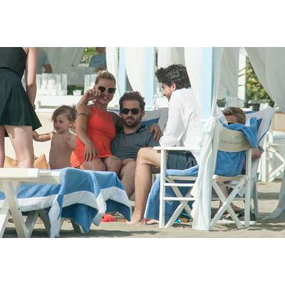 Michelle Hunziker: Strandtag mit ihren Liebsten