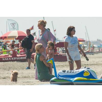 Michelle Hunziker genießt den Sommer mit Mann & Töchtern